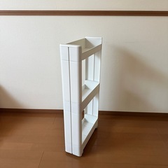 スリーコインズ　スリムワゴン　キッチン　パントリー　収納の画像
