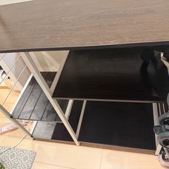 テーブル　机の画像