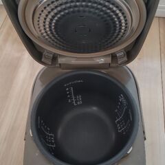 パナソニックSR-HVE1550 8合炊きの画像