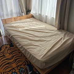 【受付停止】セミダブルベッドふれーフレームの画像