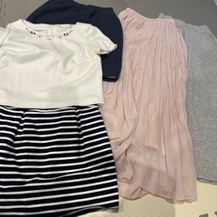小さめ洋服セットの画像