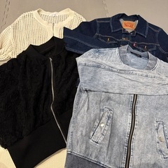 小さめ洋服セットの画像