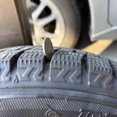 14インチスタッドレスタイヤアルミホイールの画像