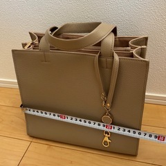 スクエア トートバッグの画像