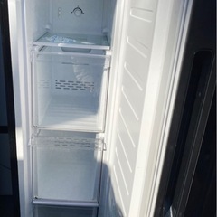 アクア冷凍庫２２年の画像