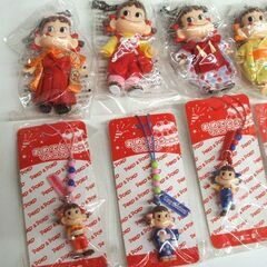 ほぼ未開封 不二家 ペコちゃん ポコちゃん グッズ 13点セット　ストラップ おめでとうマスコット 指人形　☆ PayPay(ペイペイ)決済可能 ☆ 札幌市 豊平区 平岸 平岸店の画像