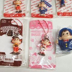 ほぼ未開封 不二家 ペコちゃん ポコちゃん グッズ 13点セット　ストラップ おめでとうマスコット 指人形　☆ PayPay(ペイペイ)決済可能 ☆ 札幌市 豊平区 平岸 平岸店の画像