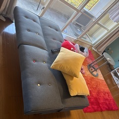 ソファー
の画像