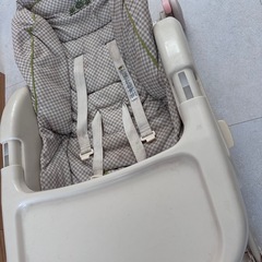 アップリカベーシックハイチェアの画像