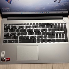 レノボ　IdeaPad Slim 8GBメモリー・256GB SSD・15.6型の画像