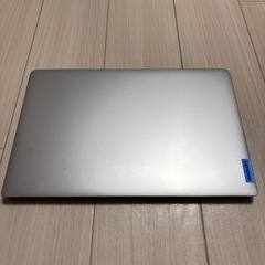 レノボ　IdeaPad Slim 8GBメモリー・256GB SSD・15.6型の画像
