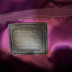 Coach ブラックレザーハンドバッグの画像