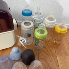 Combi 除菌じょーず　哺乳瓶セットの画像