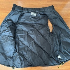 HIPHOP系ダウンベストの画像