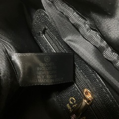 CHANEL シャネル ノベルティ チェーンボディバッグ　ブラック　チャーム付き　②の画像
