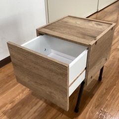 アイアンフットサイドテーブル【町田市再生家具】1208の画像