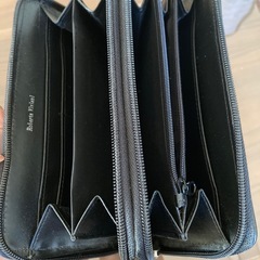 Roberta Viviani ラウンドファスナー長財布 ブラックの画像