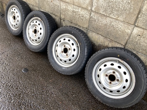 溝たっぷり　155/65R13 軽自動車　冬タイヤ　スタッドレス