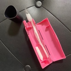 ❤️携帯用 歯ブラシ入れ 黒の部分コップの画像