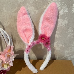 うさぎちゃんリースとカチューシャの画像