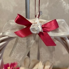 うさぎちゃんリースとカチューシャの画像