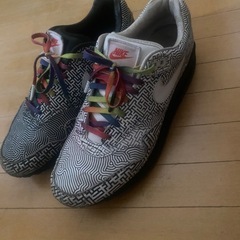 最終値下げ NIKE AIRMAX トーキョーメイズ(本日、明日の期間限定)の画像