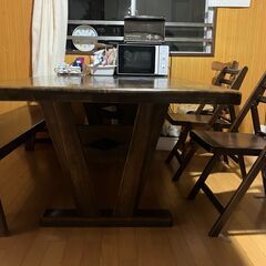 実木製ダイニングテーブル＋実木製デスクのセットの画像