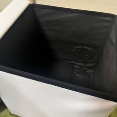 折り畳み　収納BOX スツール　白２点あり　の画像