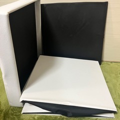 折り畳み　収納BOX スツール　白２点あり　の画像