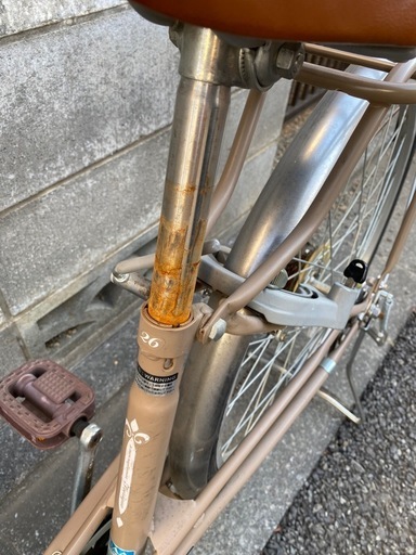 26インチ　6段変速シティサイクル
