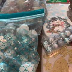 クリスマスオーナメントなどの画像