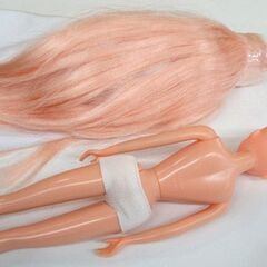 ジェニー 4体セット リカちゃんキャッスルの白い服着用　ピンクヘア ウェーブヘア ロングヘア 初代ジェニー顔と思われる　☆ PayPay(ペイペイ)決済可能 ☆ 札幌市 豊平区 平岸 平岸店の画像