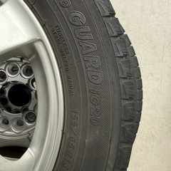 スタッドレスタイヤの画像