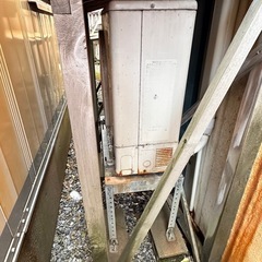 ぎ業務用⭐︎TOSHIBA 天井取り付け型エアコンの画像