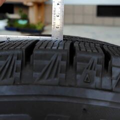 ★冬タイヤ・美品4本!!BRIDGESTONE「ブリザック」VRX3Z・205/60R16 96Q★の画像