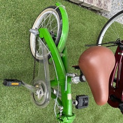 折りたたみ自転車の画像