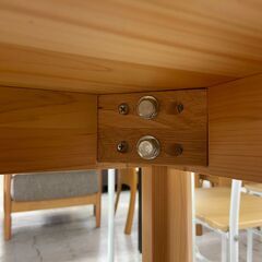 ✨️ジモティー割引✨️【ジャングルジャングル初芝店】シギヤマ ダイニングテーブル W1300×D800×H700の画像