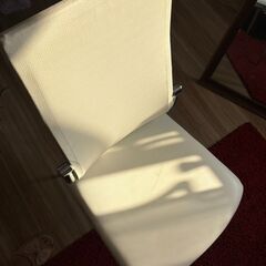 引っ越し／ガラステーブル　椅子2脚　取りに来ていただける方限定の画像