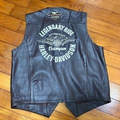 レザーベストの画像