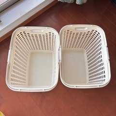 【引取限定】洗濯カゴ×2の画像
