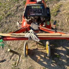 クボタ耕運機の画像