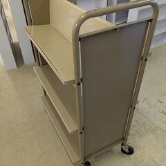 ブックラックワゴンの画像