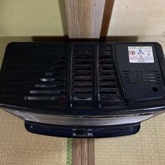 【2015年製】 動作OK コロナ 石油ストーブ KCP-E2915WYの画像
