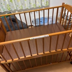 ベビーベッドの画像