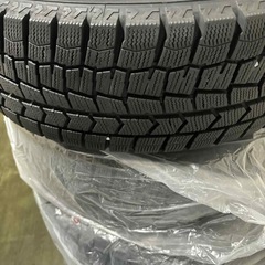 ライズ ロッキー【195/65R16】
スタッドレスタイヤの画像