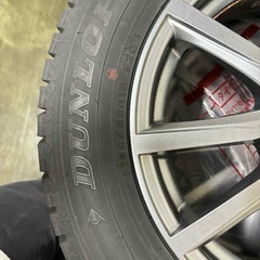 ライズ ロッキー【195/65R16】
スタッドレスタイヤの画像
