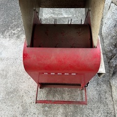 足踏み式　脱穀機の画像