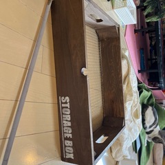 底が網の木箱(ストレージボックス)の画像