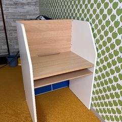 パソコン用机の画像