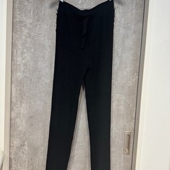 レディース ニットパンツの画像
